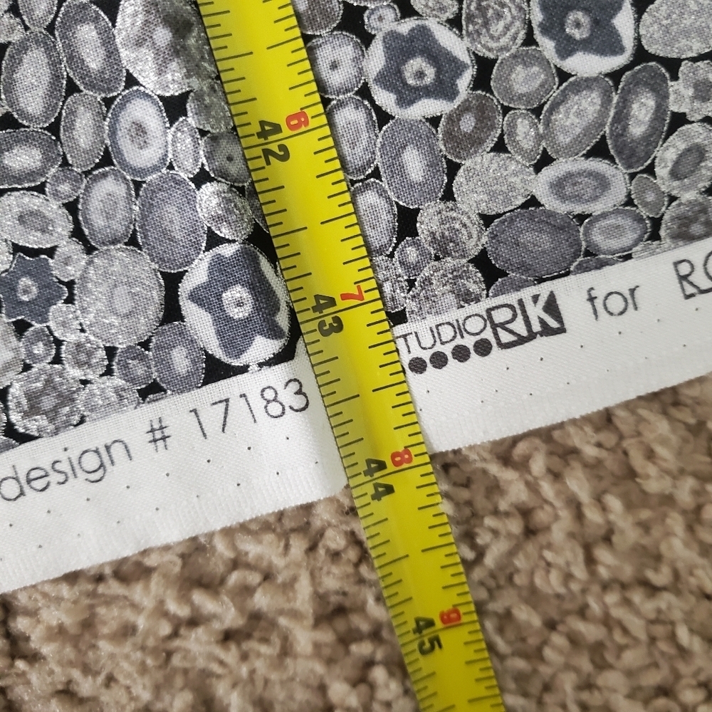 Robert Kaufman Gustav Klimt Floral Circles Fabric Silver Metallic Japan Made - Picture 8 of 9